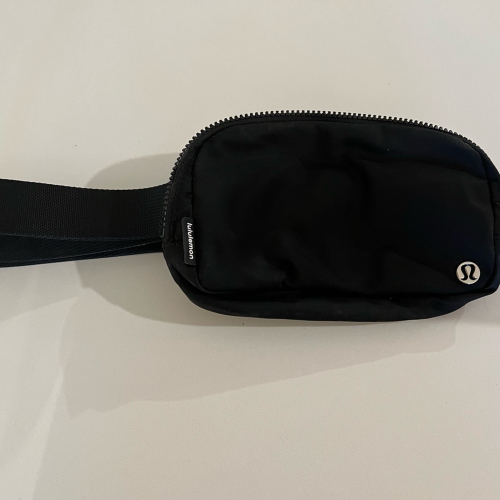 Lululemon Black Belt Bag